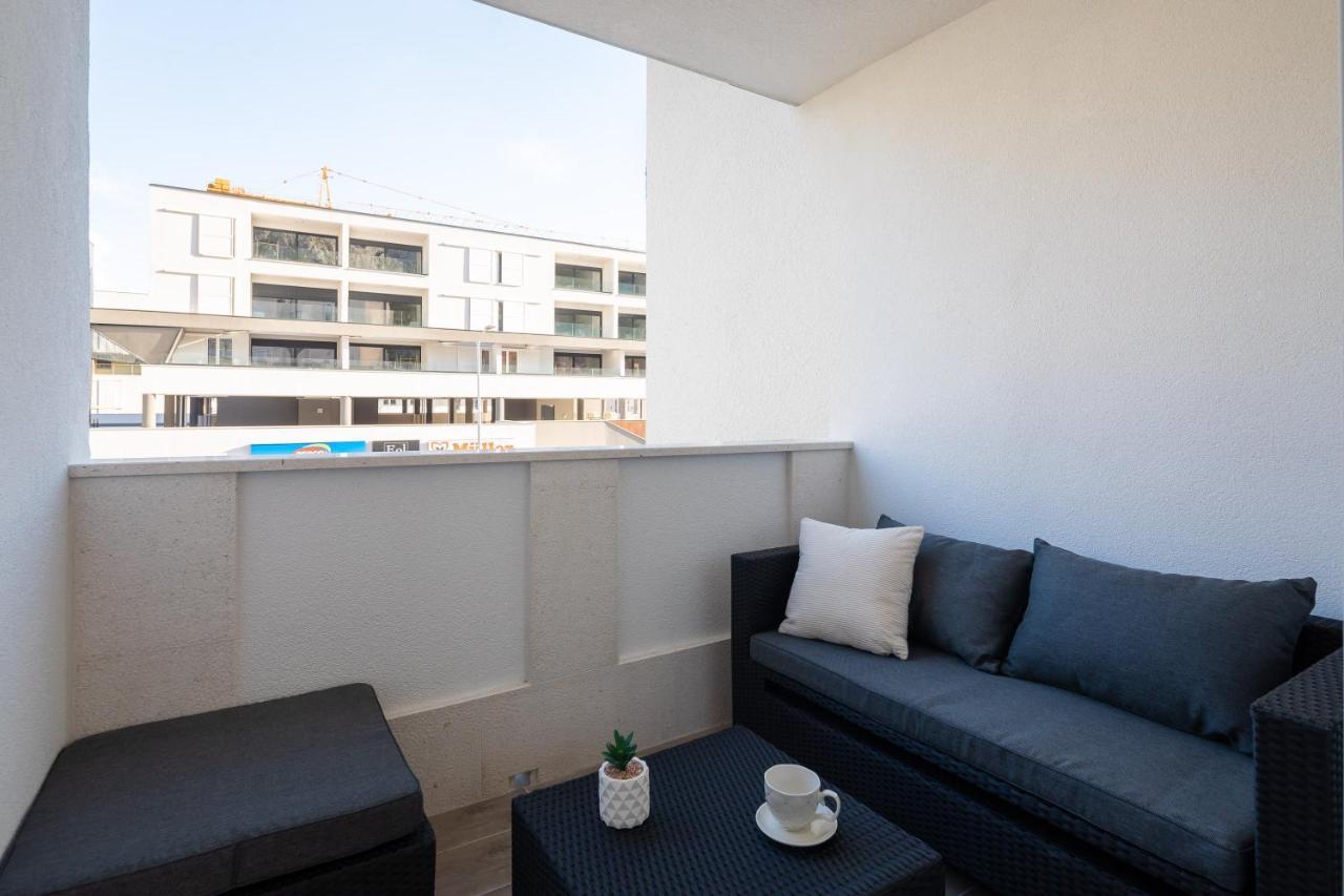 River Park Apartments Omis Bagian luar foto