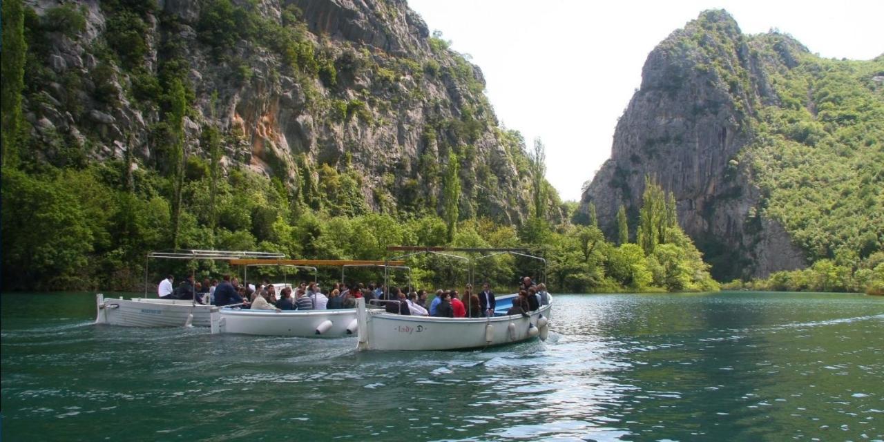 River Park Apartments Omis Bagian luar foto